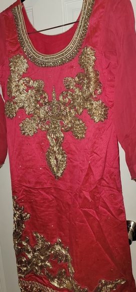 Hot Pink Pakistani Suit with gotawork(3 piece) - Picture 4 of 5